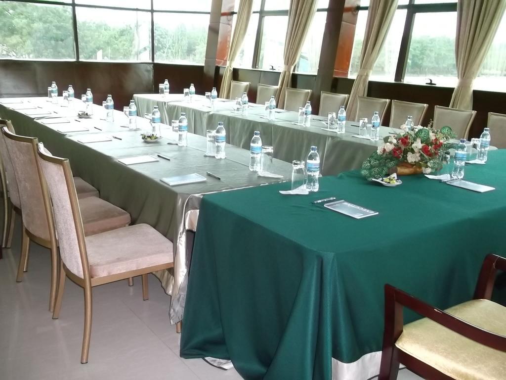 Greenlight Hotel Dar es Salaam Exterior photo